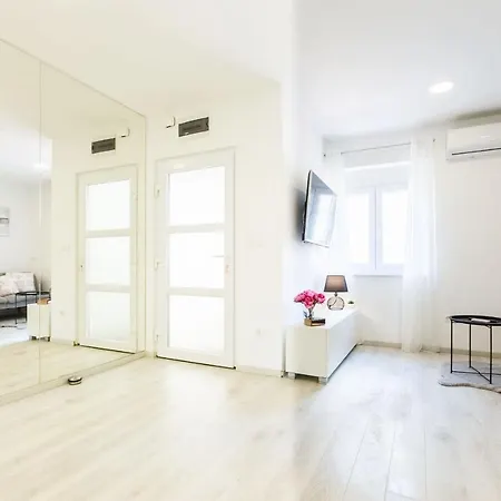 2Sis 2 Apartments Zadar Exterior photo